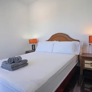 Pequena Samisol Marbella